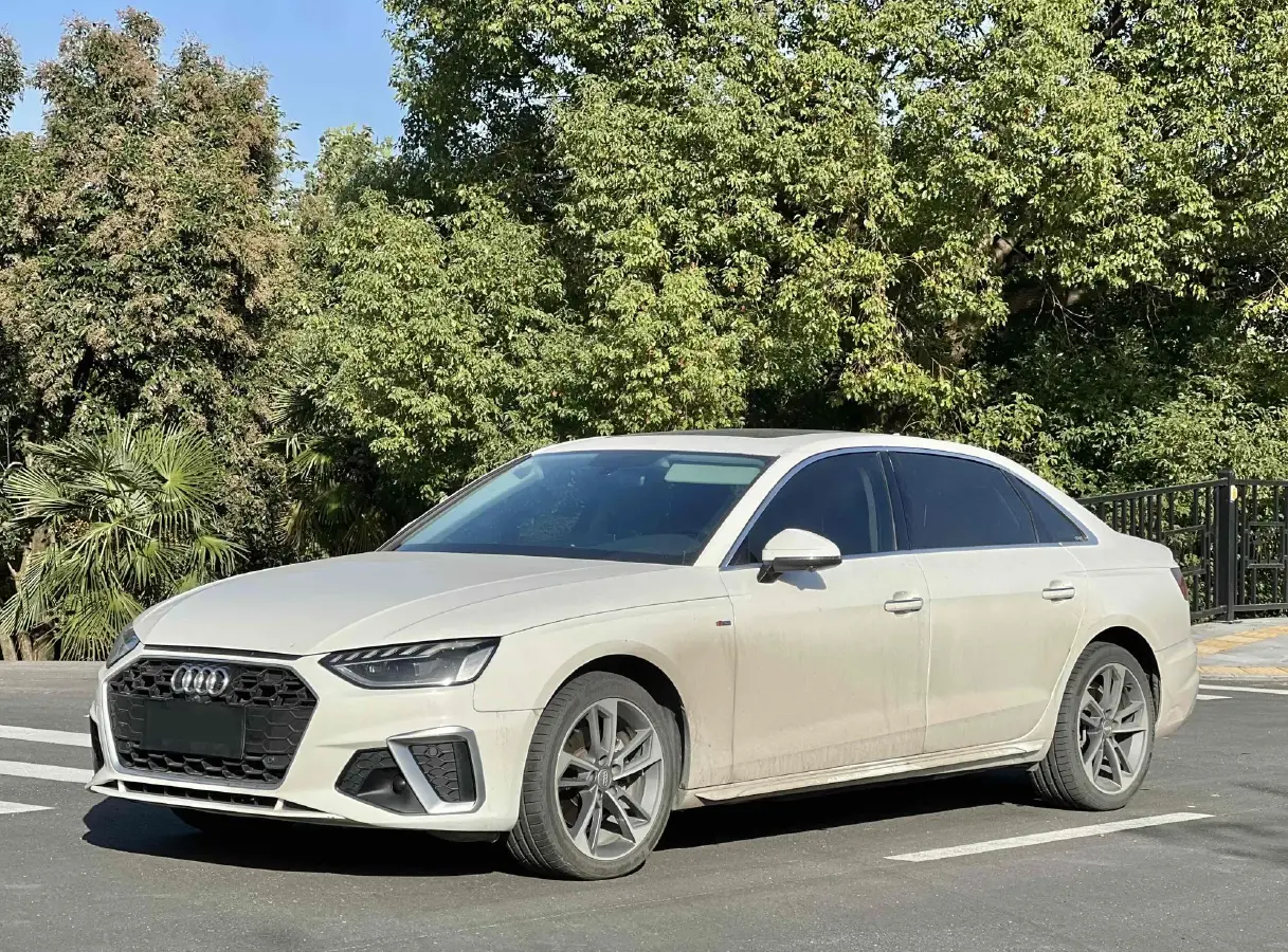 2020 Audi A4L 2.0T 190HP L4 7DCT