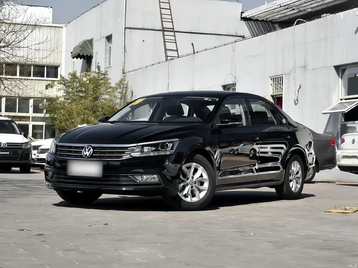 2017 Volkswagen Passat 1.8T 180HP L4 7DCT