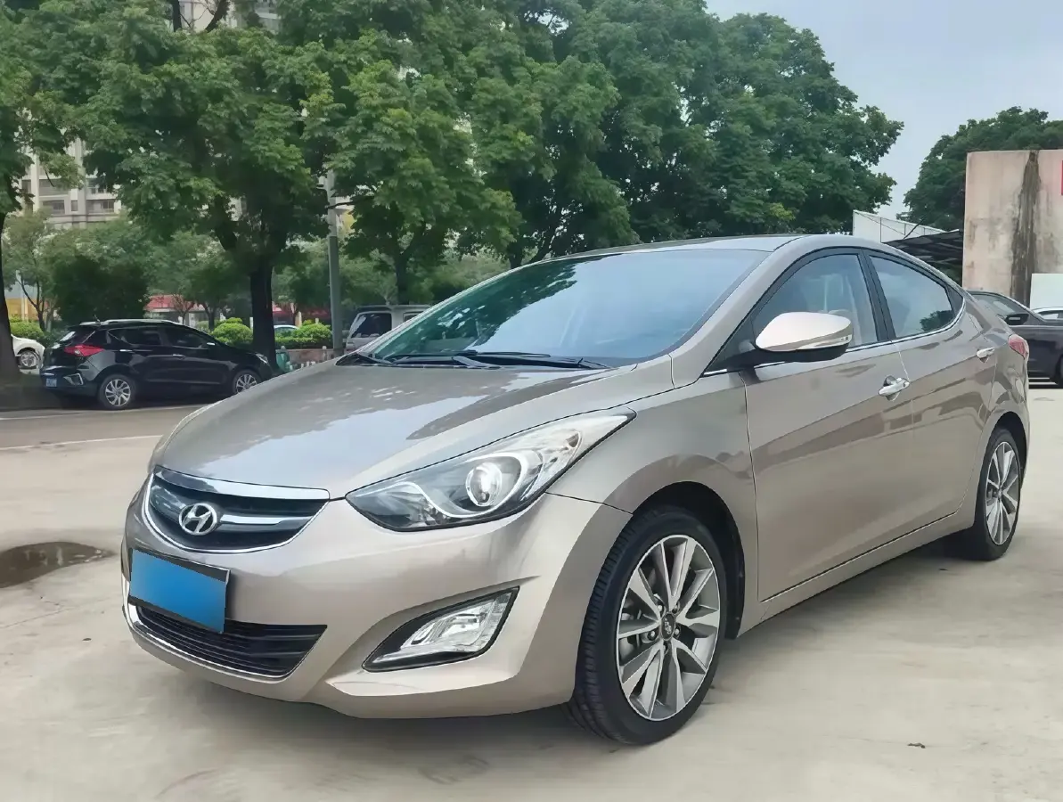 2015 Hyundai Elantra 1.6L 128HP L4 6AT