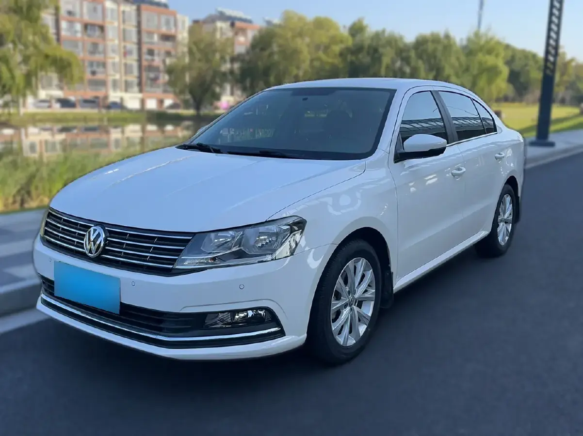 2017 Volkswagen Lavida 1.6L 110HP L4 5MT