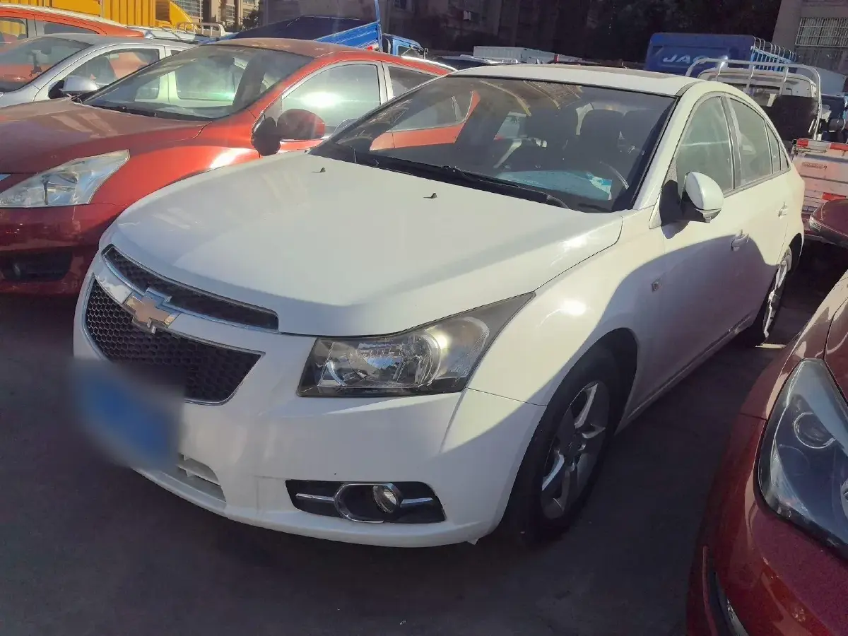 2014 Chevrolet Cruze 1.6L 121HP L4 6AT