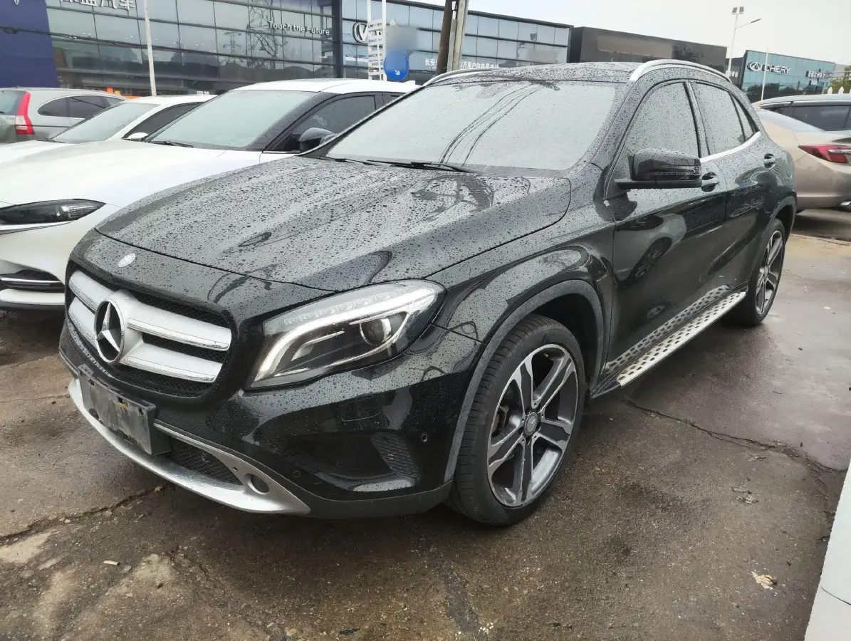 2015 Mercedes-Benz GLA Class 2.0T 184HP L4 7DCT