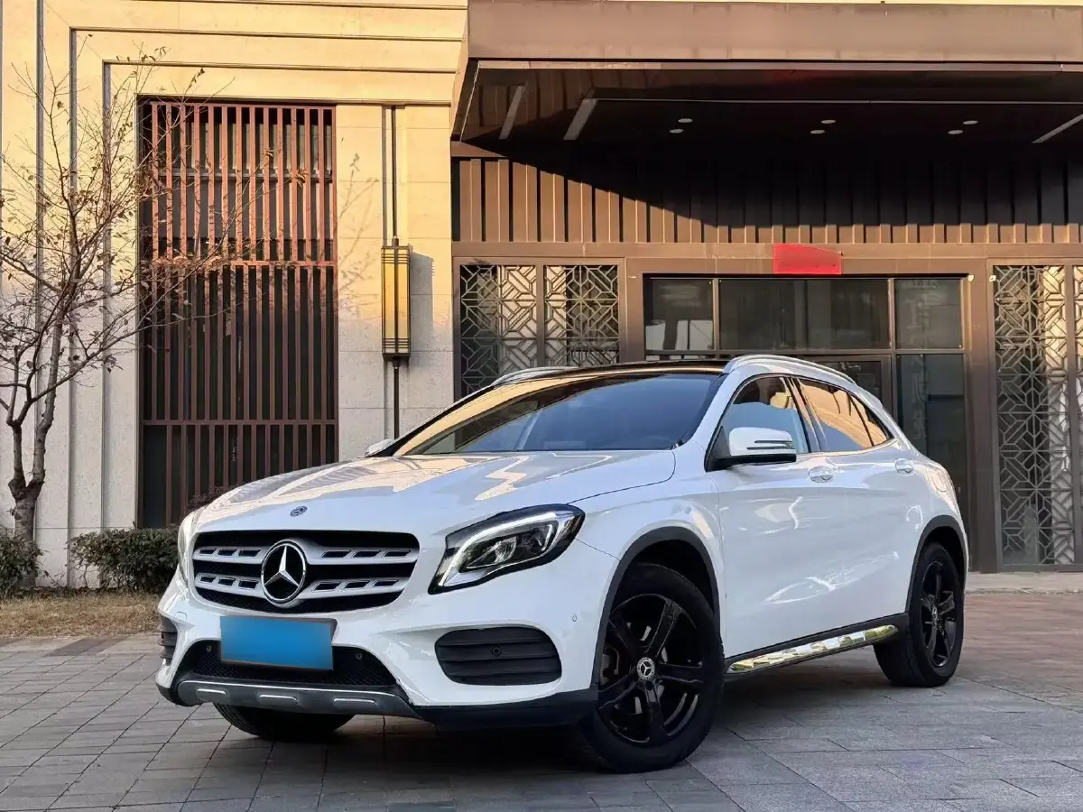2019 Mercedes-Benz GLA Class 1.6T 156HP L4 7DCT