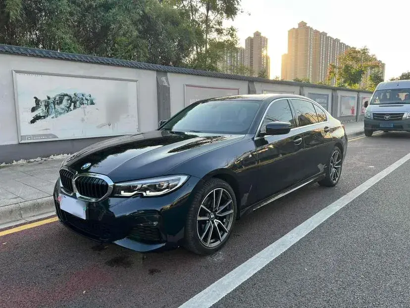 2021 BMW 3 Series 2.0T 156HP L4 8AT