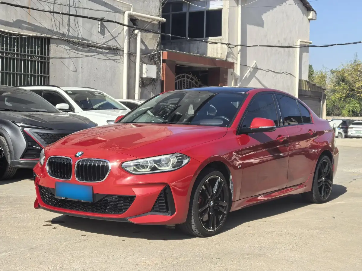 2019 BMW 1 Series 2.0T 192HP L4 8AT
