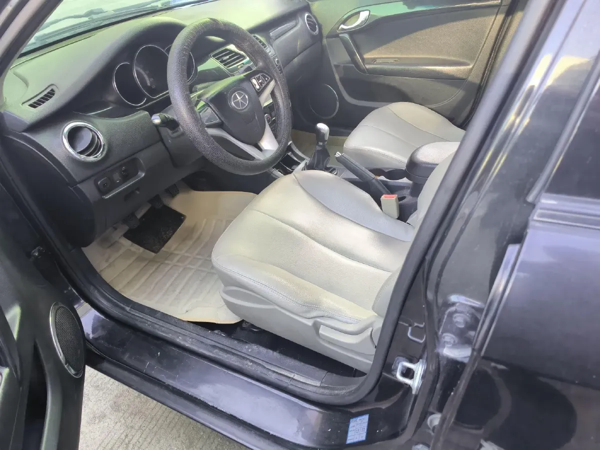 2012 JAC HeYue 1.5L 113HP L4 5MT,autocango,china used car exporter,china ev exporter,chinese used car exporter,chinese used ev exporter