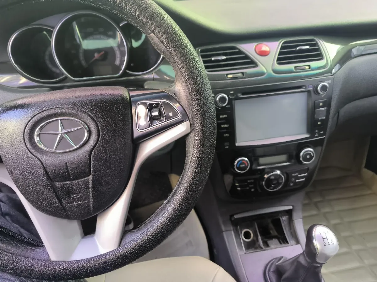 2012 JAC HeYue 1.5L 113HP L4 5MT,autocango,china used car exporter,china ev exporter,chinese used car exporter,chinese used ev exporter