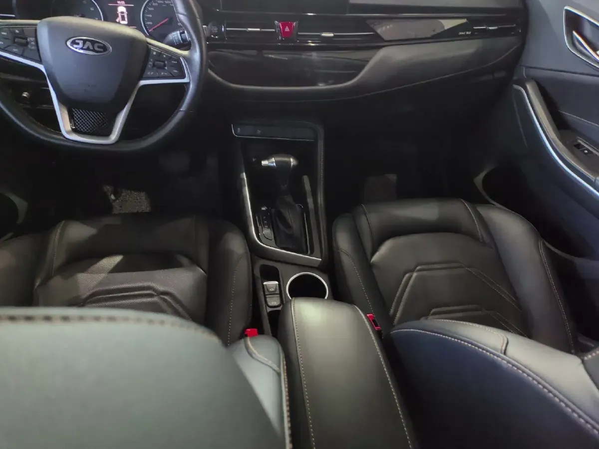 2019 JAC Refine S4 1.6L 120HP L4 CVT,autocango,china used car exporter,china ev exporter,chinese used car exporter,chinese used ev exporter