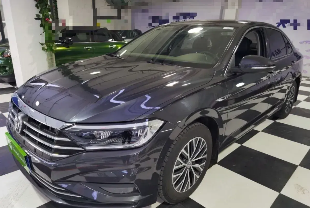 2019 Volkswagen Sagitar 1.2T 116HP L4 7DCT