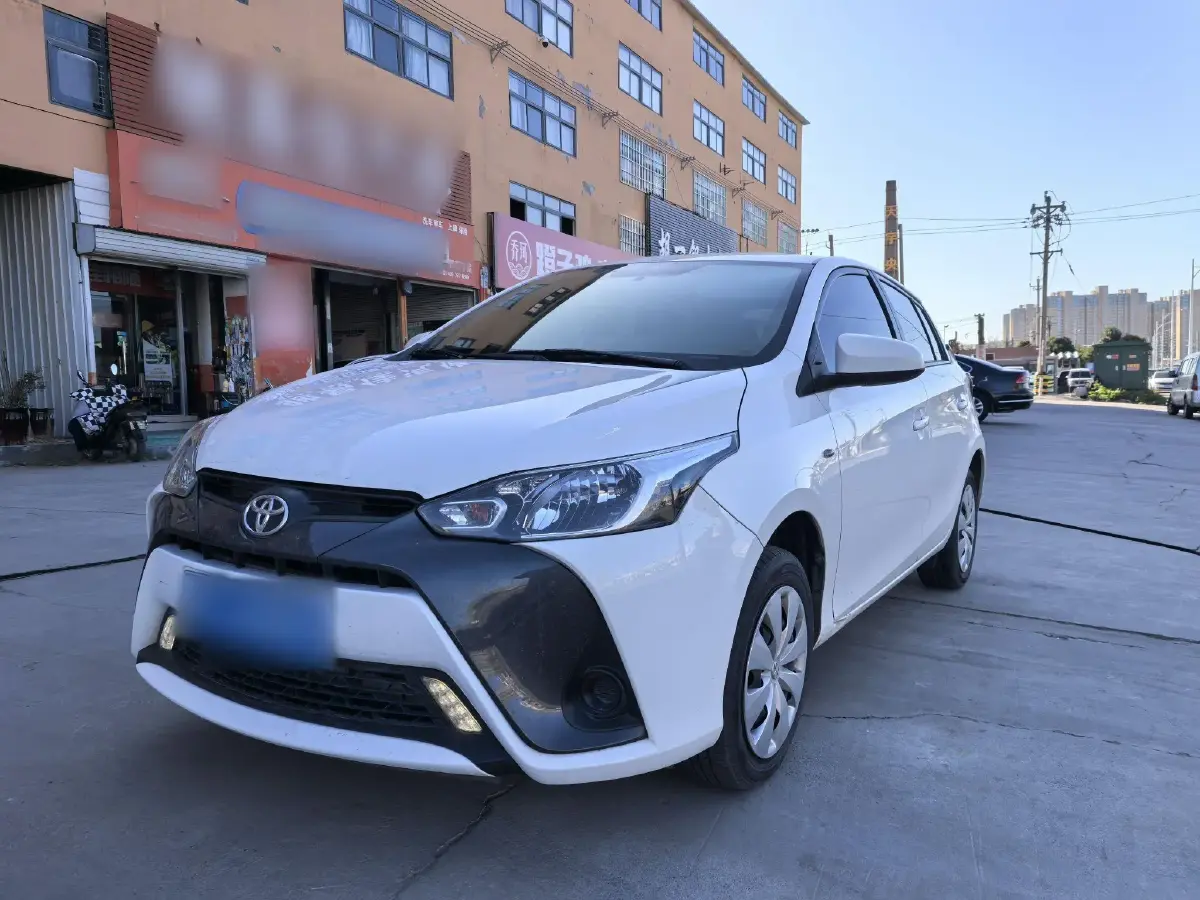 2020 Toyota Yaris L 1.5L 110HP L4 CVT