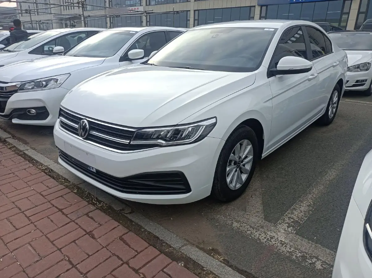 2020 Volkswagen Bora 1.5L 113HP L4 6AT