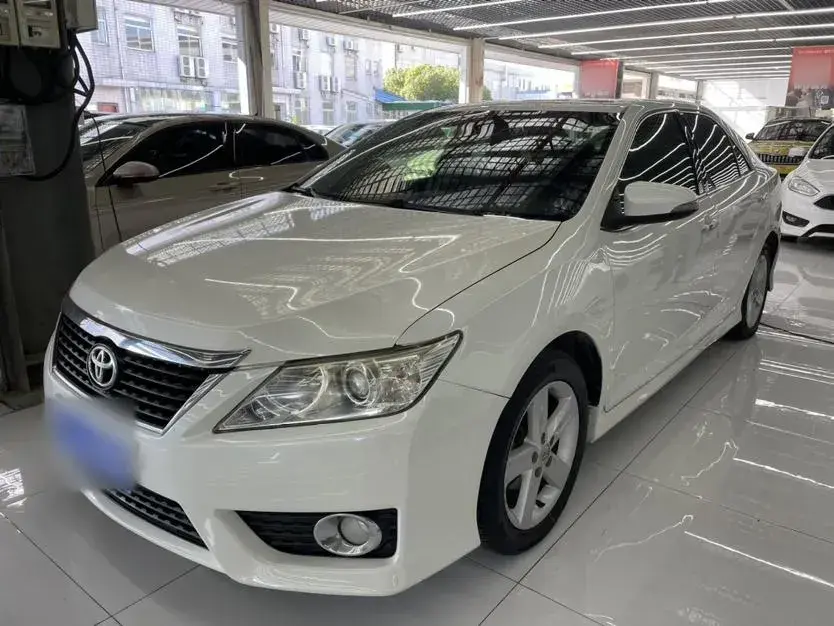 2012 Toyota Camry 2.0L 150HP L4 4AT