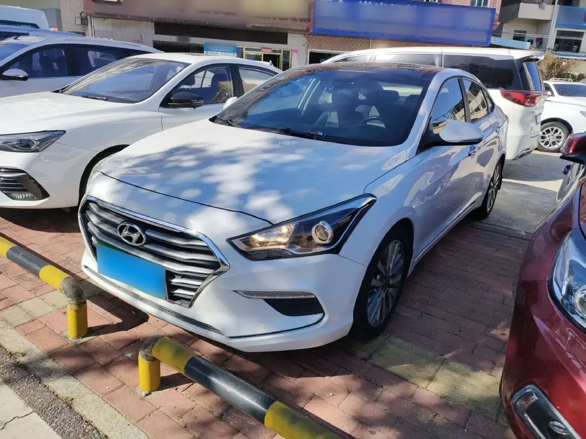 2017 Hyundai Mistra 1.8L 143HP L4 6AT
