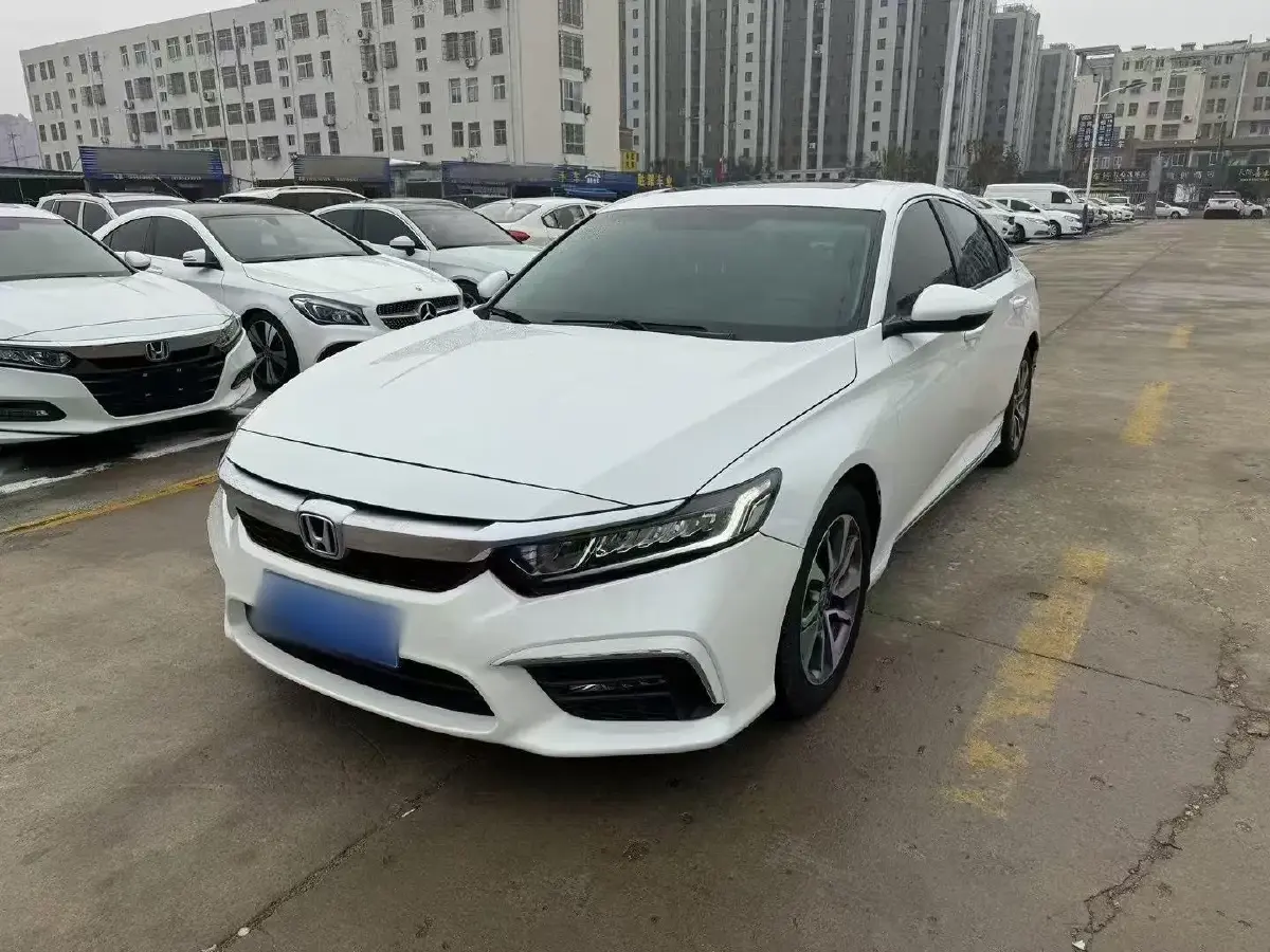 2019 Honda Inspire 1.5T 194HP L4 CVT