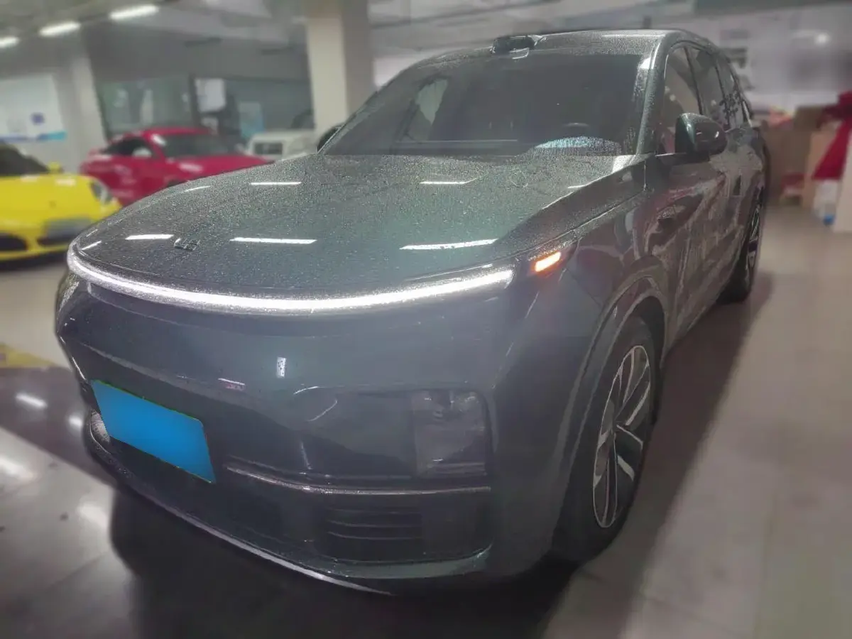 2023 Li L8 Range Extended 154HP REEV 40.9KWH