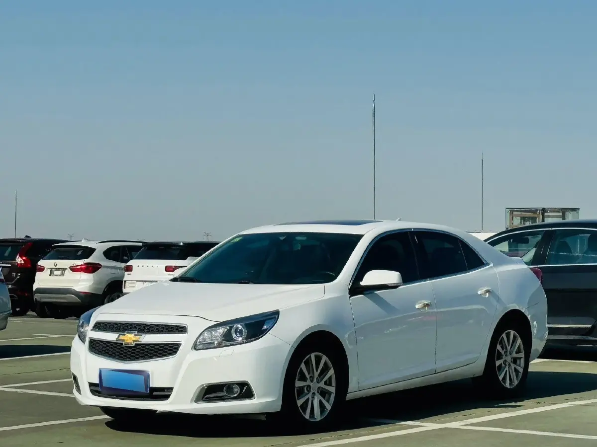 2014 Chevrolet Malibu 2.0L 154HP L4 6AT