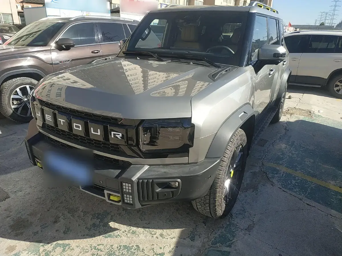 2023 Jetour Traveller 2.0T 254HP L4 7DCT