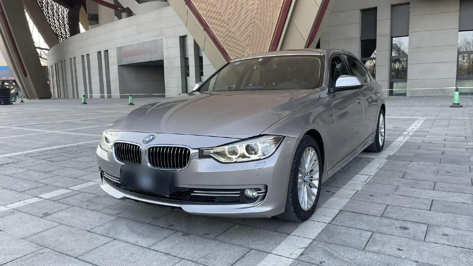 2015 BMW 3 Series 2.0T 184HP L4 8AT