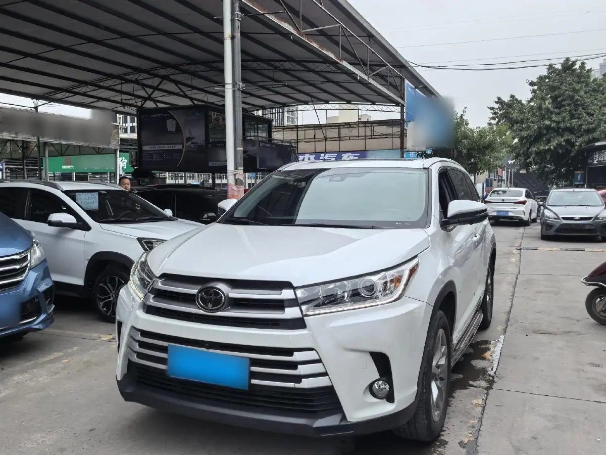 2021 Toyota Highlander 2.0T 220HP L4 6AT