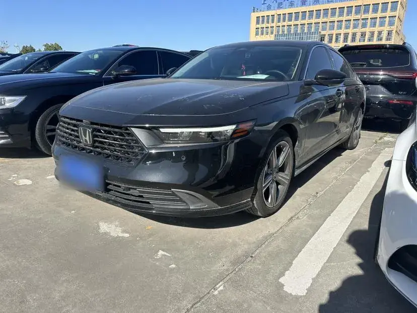 2023 Honda Accord 1.5T 192HP L4 CVT