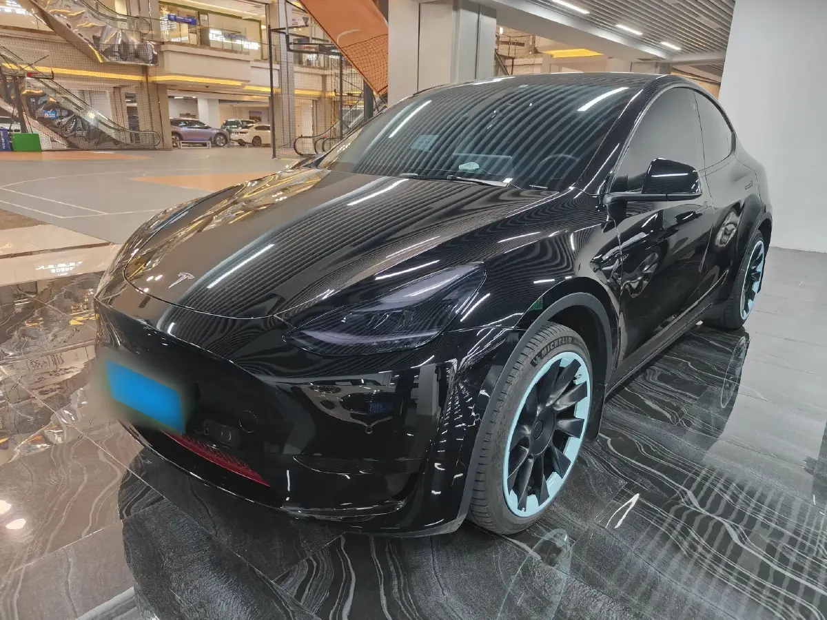 2022 Tesla Model Y BEV 60KWH