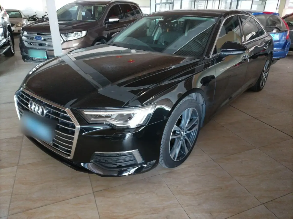 2021 Audi A6L 2.0T 190HP L4 7DCT