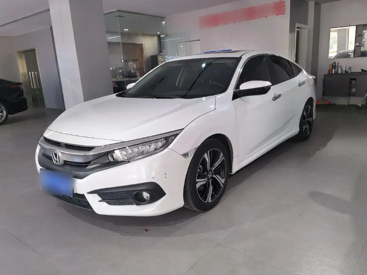 2016 Honda Civic 1.5T 177HP L4 CVT