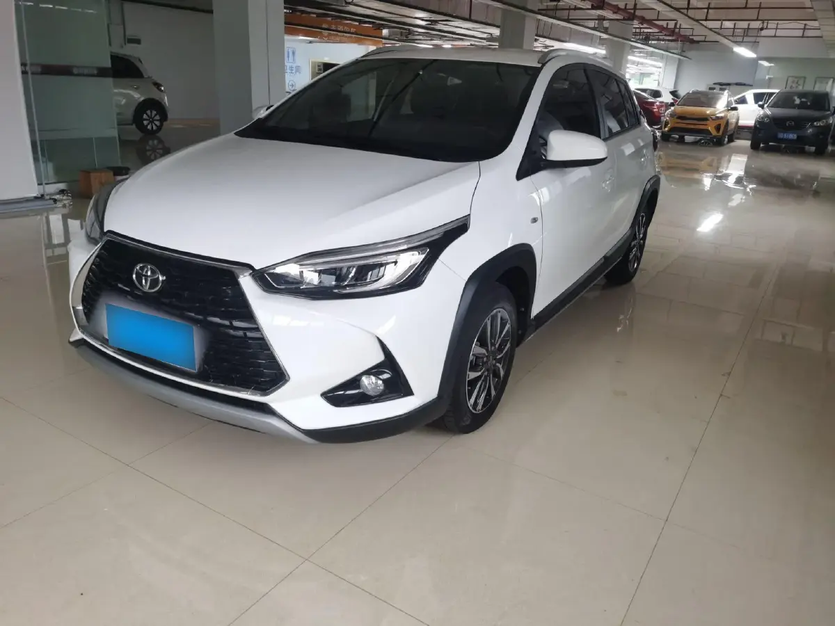 2020 Toyota Yaris L 1.5L 110HP L4 CVT