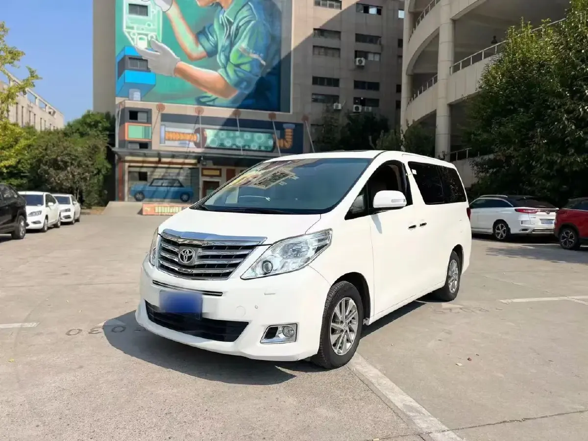 2012 Toyota Alphard 3.5L 275HP V6 6AT