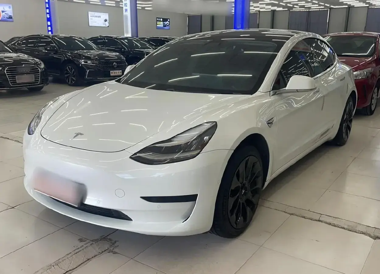 2019 Tesla Model 3 BEV 52KWH