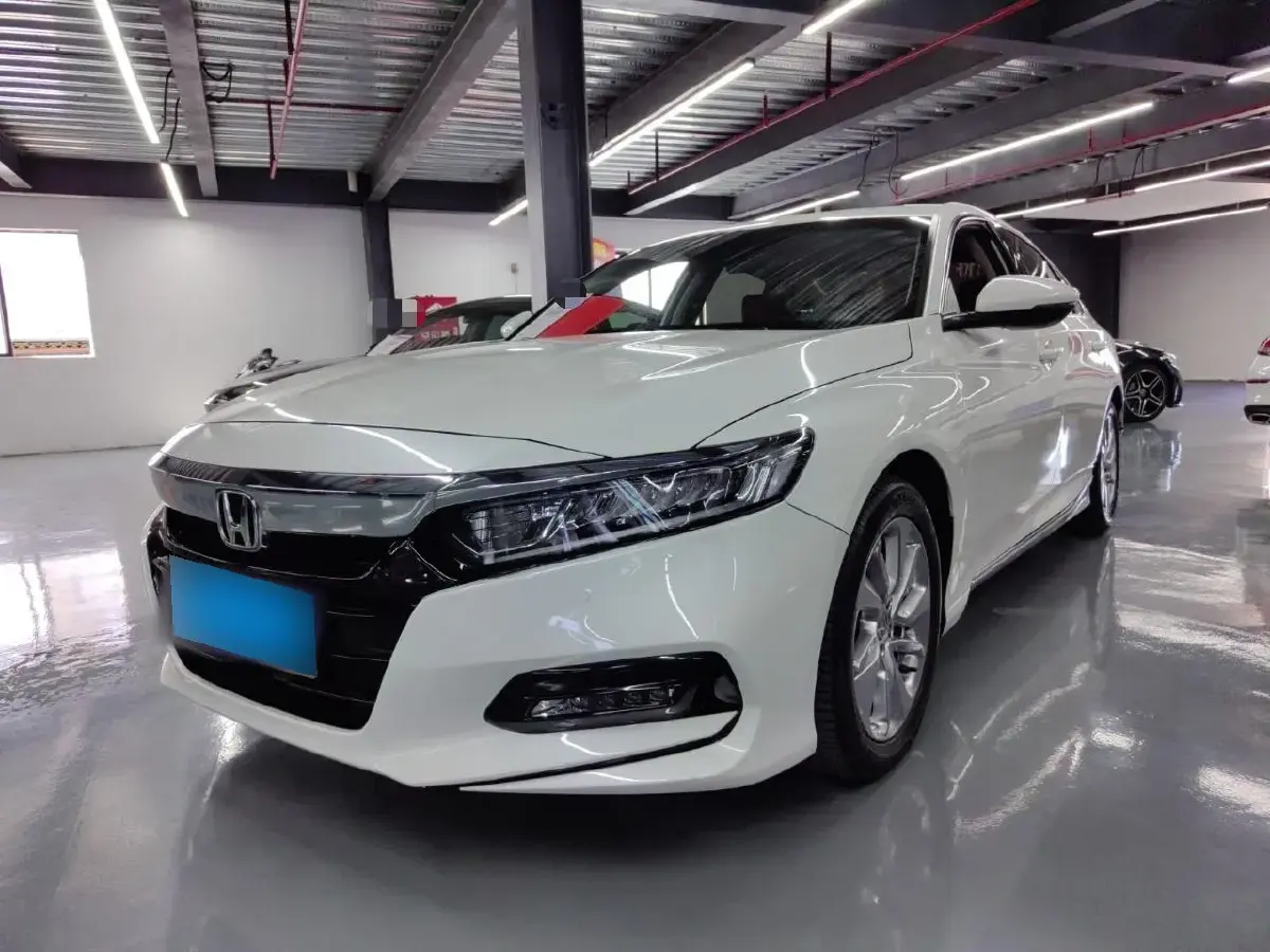 2018 Honda Accord 1.5T 194HP L4 CVT