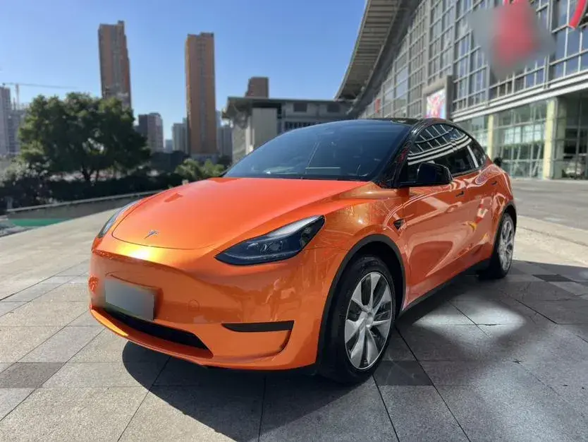 2022 Tesla Model Y BEV 60KWH