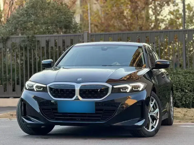 2022 BMW i3 BEV 70KWH