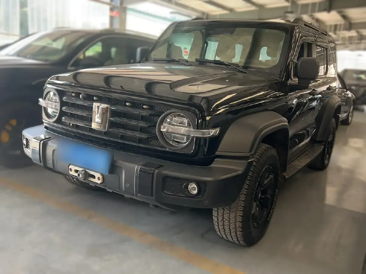 2021 Tank 300 2.0T 227HP L4 8AT