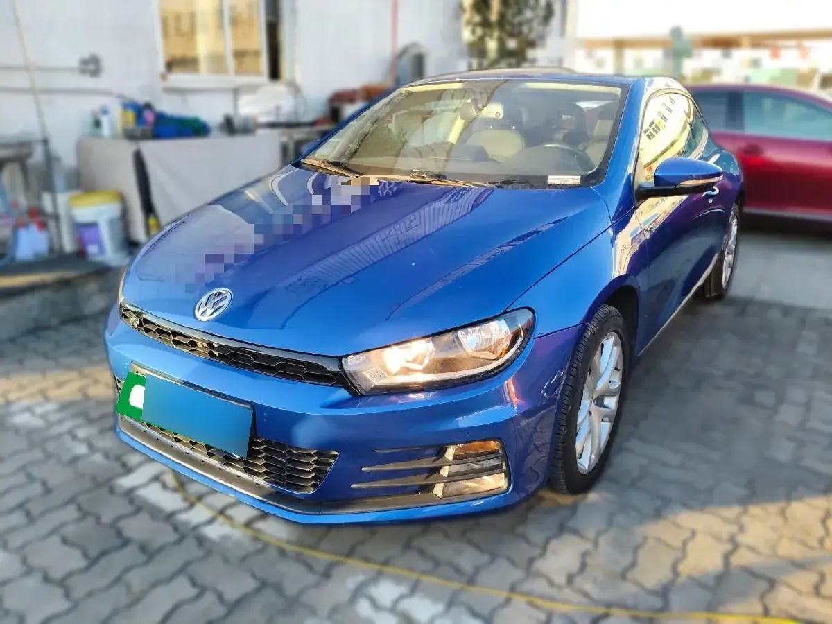 2015 Volkswagen Scirocco 1.4T 122HP L4 7DCT