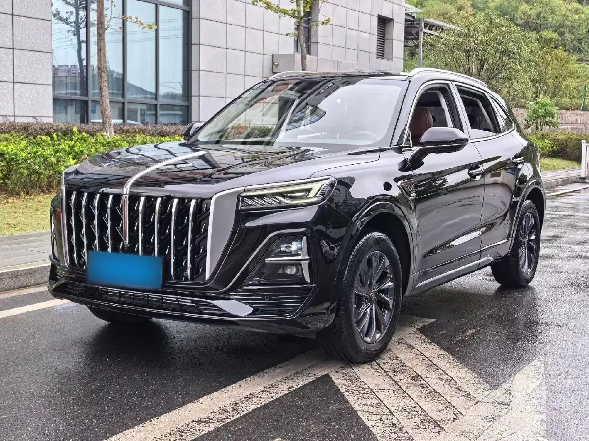 2023 HongQi HS5 2.0T 252HP L4 8AT