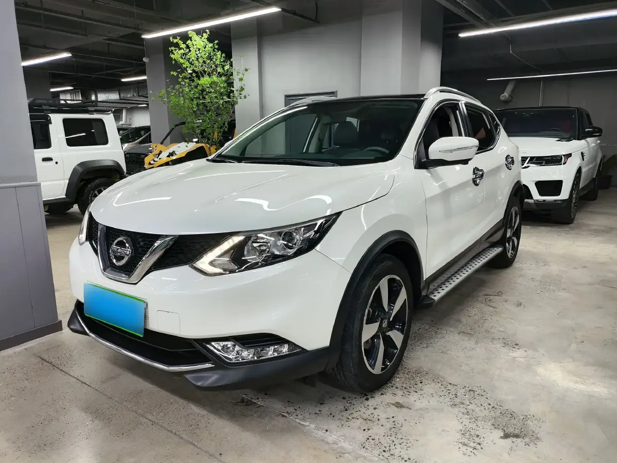 2017 Nissan Qashqai 2.0L 150HP L4 CVT
