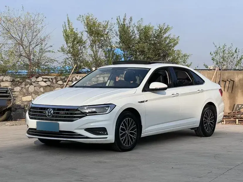 2020 Volkswagen Sagitar 1.4T 150HP L4 7DCT