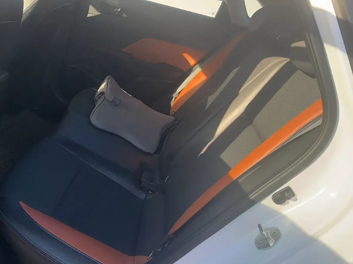 2017 Hyundai Verna RV 1.4L 100HP L4 6AT,autocango,china used car exporter,china ev exporter,chinese used car exporter,chinese used ev exporter