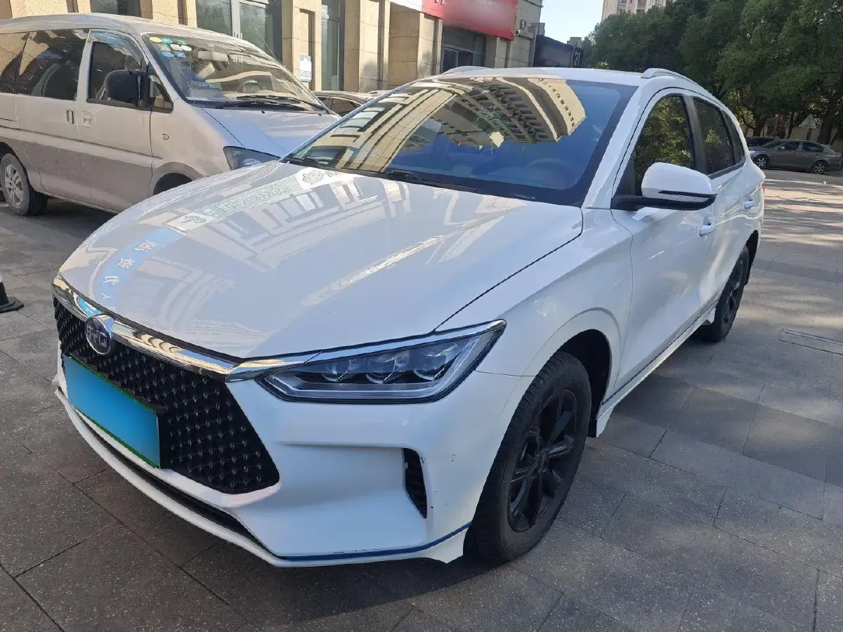 2020 BYD e2 BEV 47.3KWH
