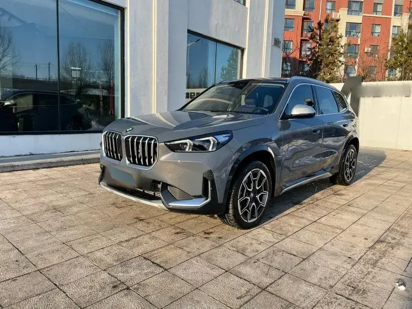 2023 BMW X1 2.0T 204HP L4 7DCT