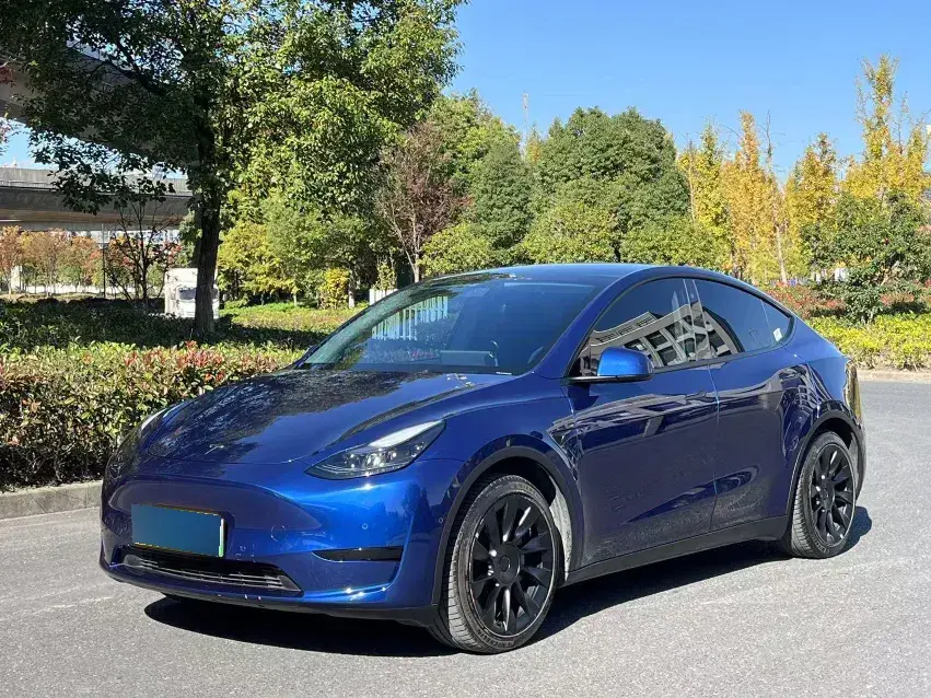 2022 Tesla Model Y BEV 60KWH