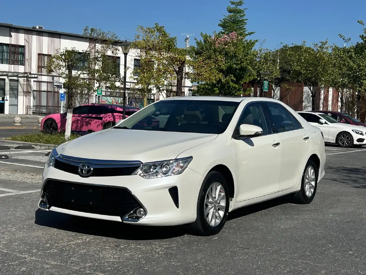 2016 Toyota Camry 2.0L 167HP L4 6AT