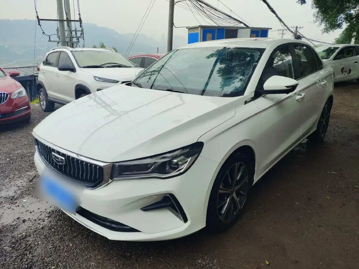 2022 Geely Emgrand 1.5L 114HP L4 CVT