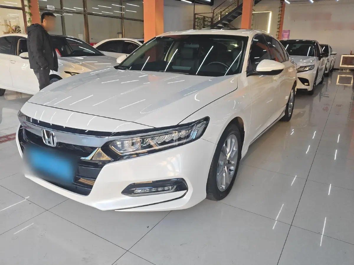 2018 Honda Accord 1.5T 194HP L4 CVT