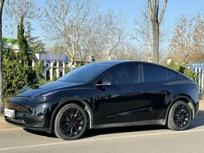 2021 Tesla Model Y BEV 60KWH