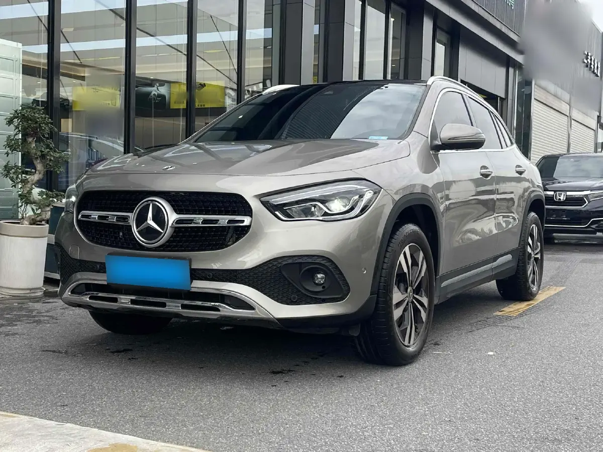 2022 Mercedes-Benz GLA Class 2.0T 190HP L4 8DCT