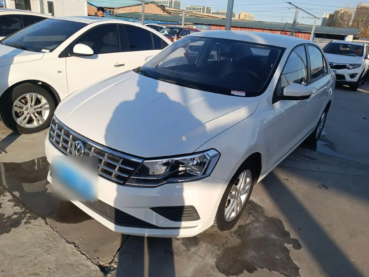 2019 Volkswagen Jetta 1.4L 90HP L4 5MT
