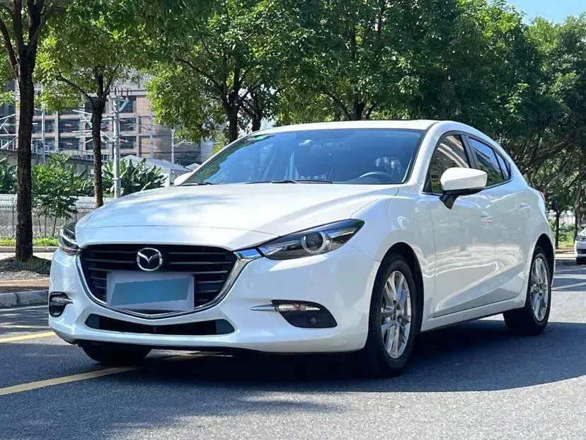 2019 Mazda 3 Axela 1.5L 117HP L4 6AT