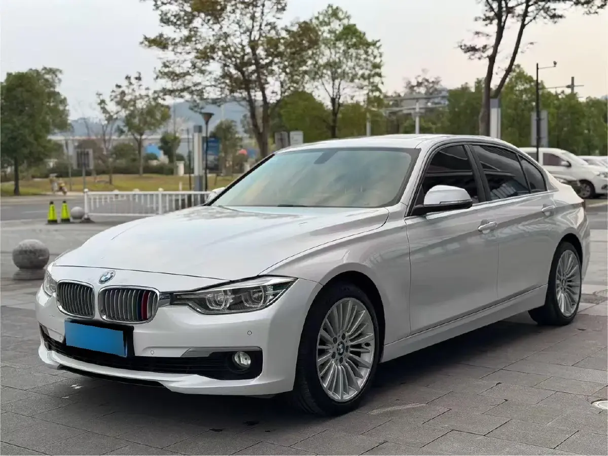 2018 BMW 3 Series 2.0T 184HP L4 8AT
